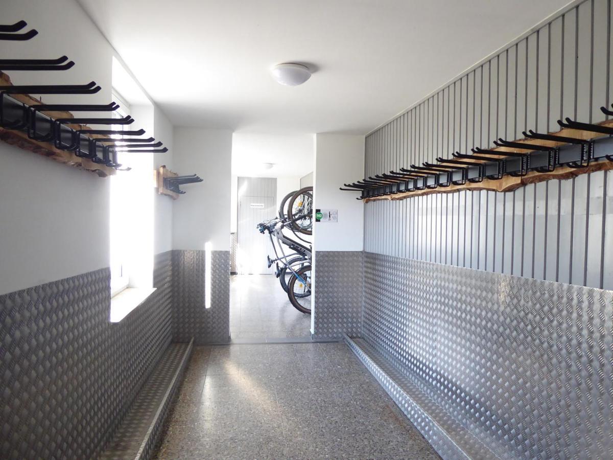 Apartment Citystar Winterberg Ferienwohnung 5 Pers Pool Sauna Ps4 Terrasse Near Bikepark ヴィンターベルク エクステリア 写真